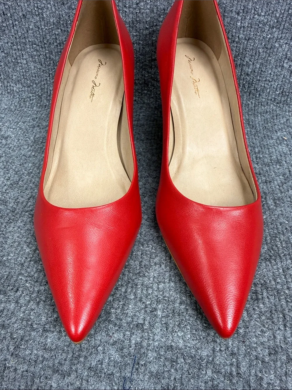 Massimo Matteo Red Pointed-Toe Pump 2.5 Kitten Heel Size 7M